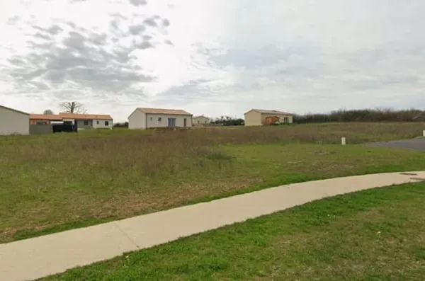 Terrain 260 m²