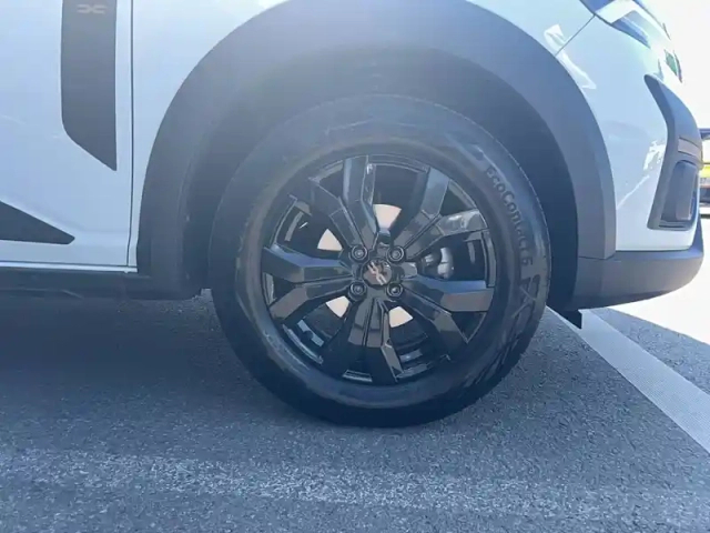 Dacia Sandero eco-g 100 gsr2 — photo 15