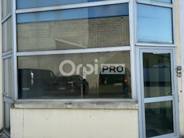 Bureaux 600 m²