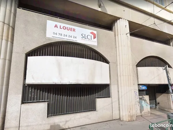 Parking/box 10 m² LYON