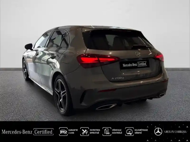 Mercedes Classe A 200 d 150ch amg line 8g-dct — photo 3