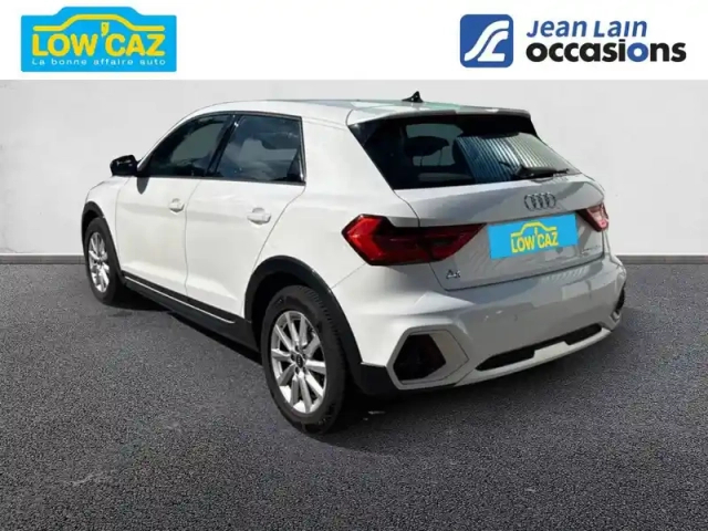 Audi A1 citycarver 30 tfsi 110 ch s tronic 7 — photo 7