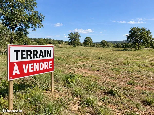 Terrain constructible - 855m2 - Moelan sur mer