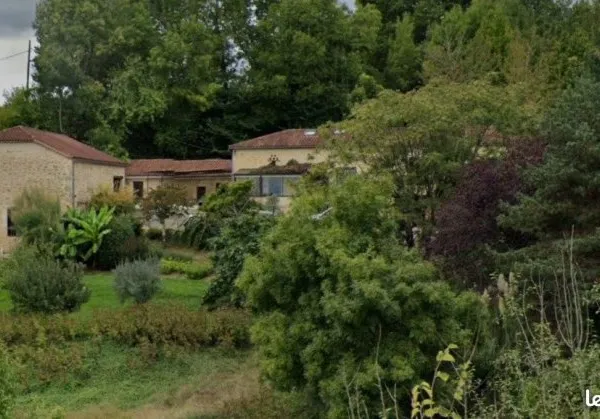 Maison 7 pièces 220 m²