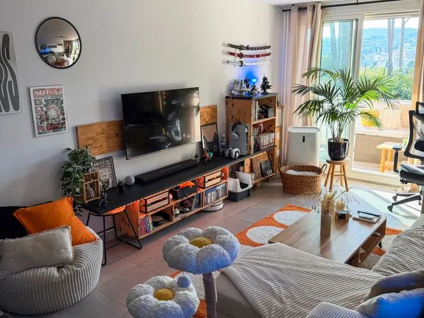 Appartement 2 pièces 50 m² avec belle vue et garage
