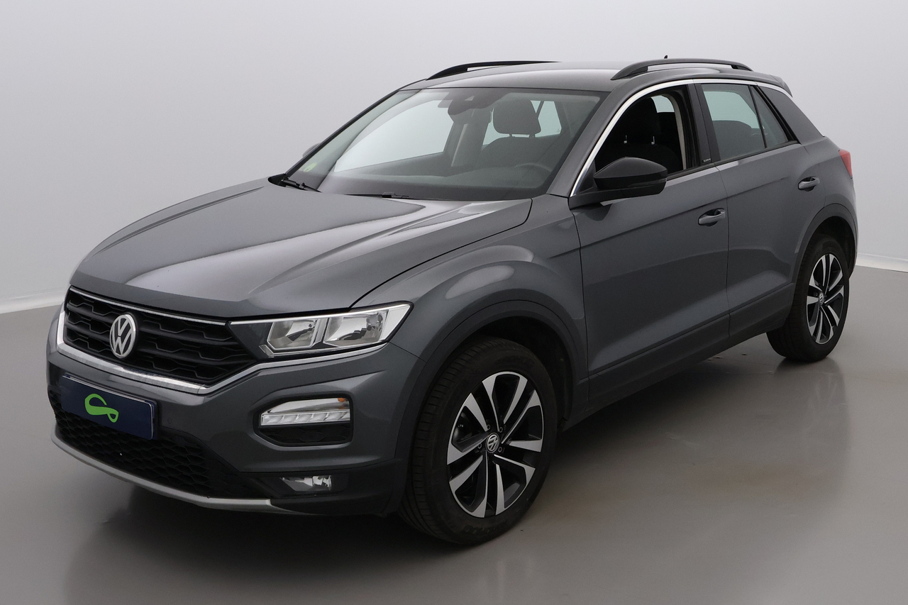 Volkswagen T-Roc — photo 1