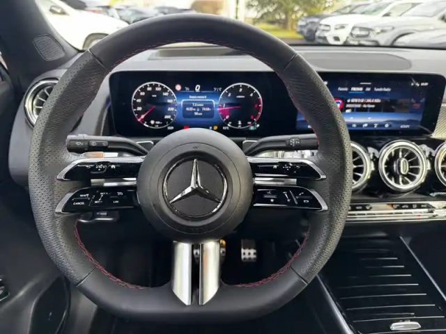Mercedes Glb 200 d 8g-dct — photo 34