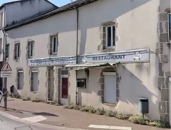 Ensemble immobilier avec appartement rénové