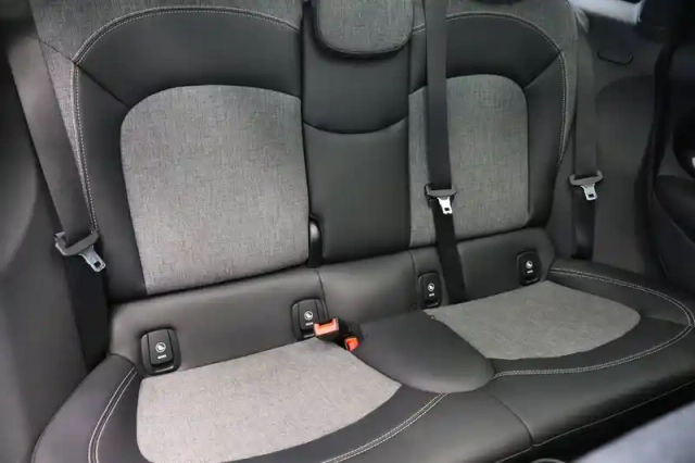 Mini Mini hatch 5 portes cooper 136 ch — photo 88