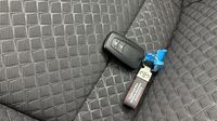 Toyota C-Hr 1.8 Hybride 122ch Design Ultimate E-CVT — photo 16