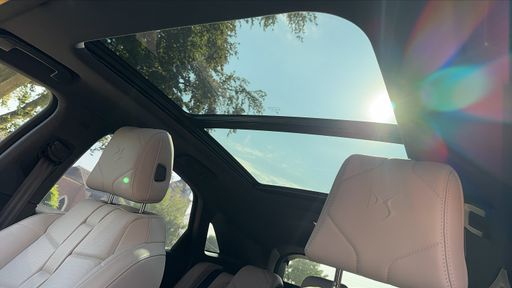 DS DS7 Crossback E-tense 1.6 THP 300 Plug in Hybrid 4X4 EAT8 - Opéra – 2023 – 28166 km – Hybride rechargeable – Boîte Automatique — photo 5