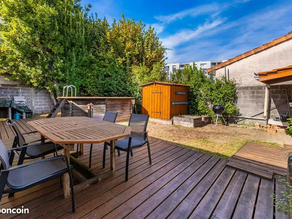 Maison 5 pièces 172 m²