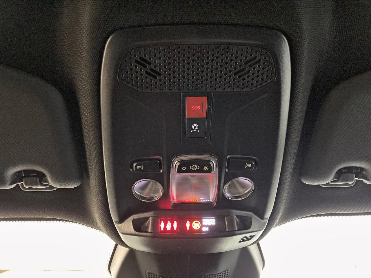 Peugeot 2008 hybrid 145 ch e-dcs6 allure — photo 19