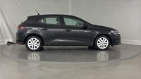 Renault Mégane 1.5 Blue dCi 115ch Business -21N — photo 4