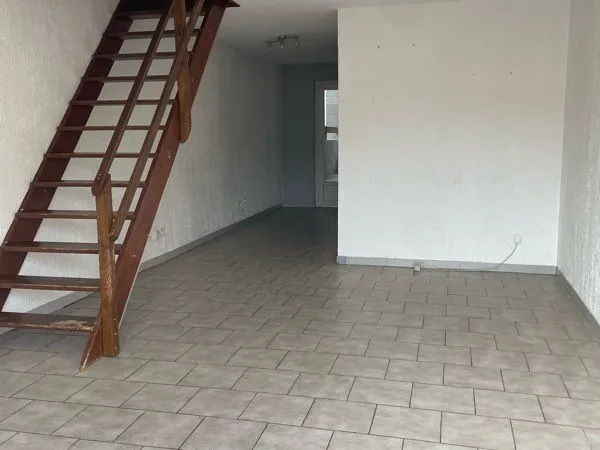 T3 en duplex avec terrasse et jardin en commun