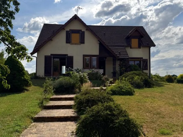 Maison familiale avec jardin