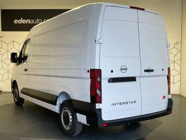 Nissan Interstar fourgon 3t5 l2h2 2.0 dci 130 — photo 3
