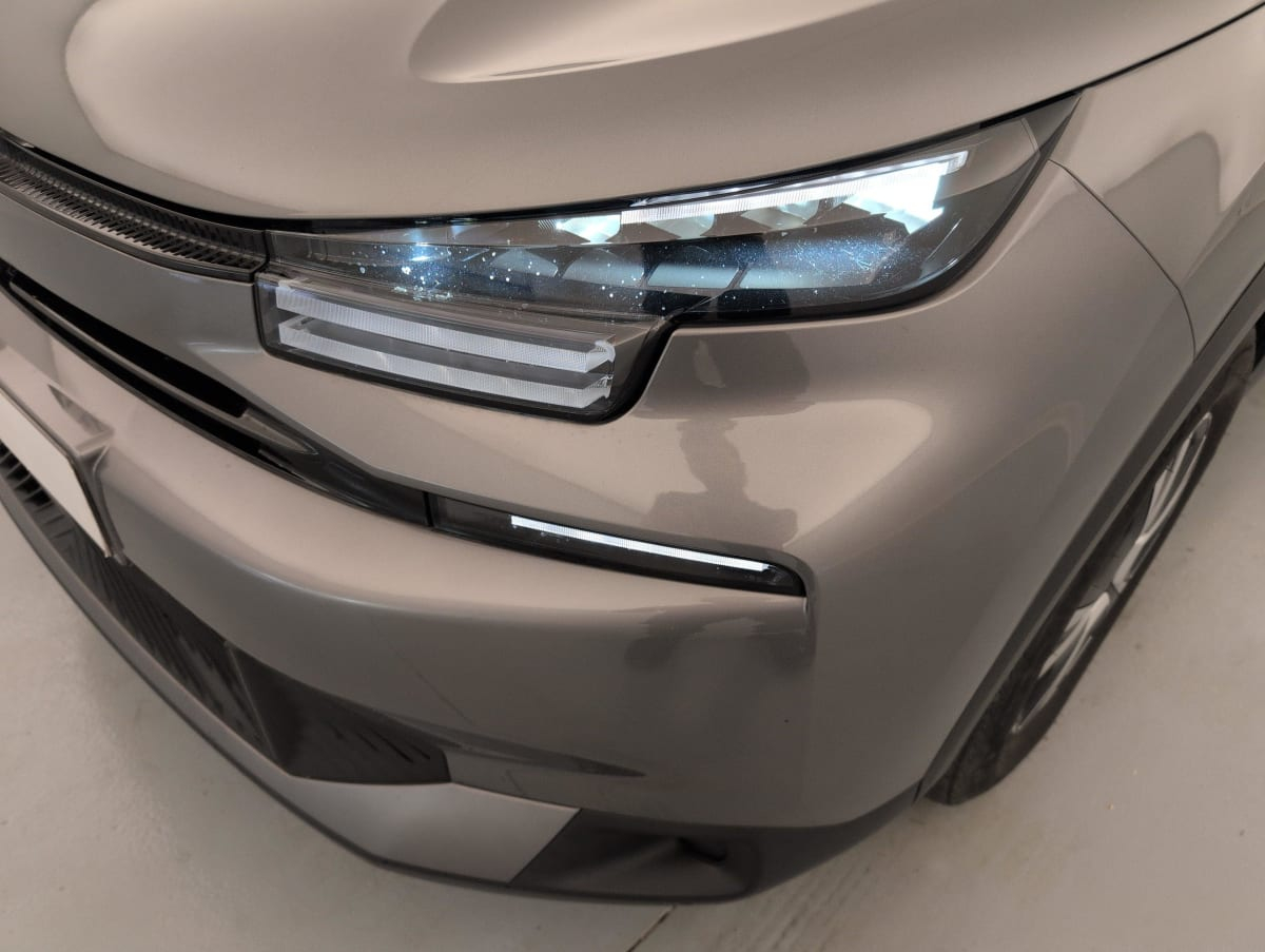 Citroën C4 — photo 21