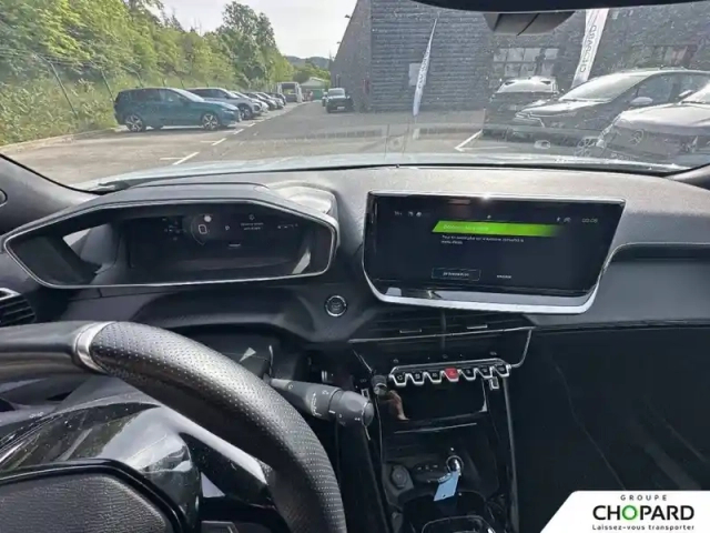 Peugeot 2008 puretech 130 s&amp;s eat8 — photo 12