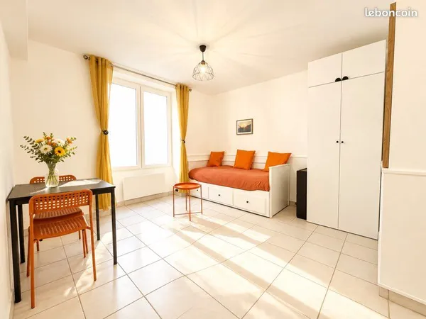 🏠 Appartement meublé rénové à neuf - Centre-ville Montbrison ❤️