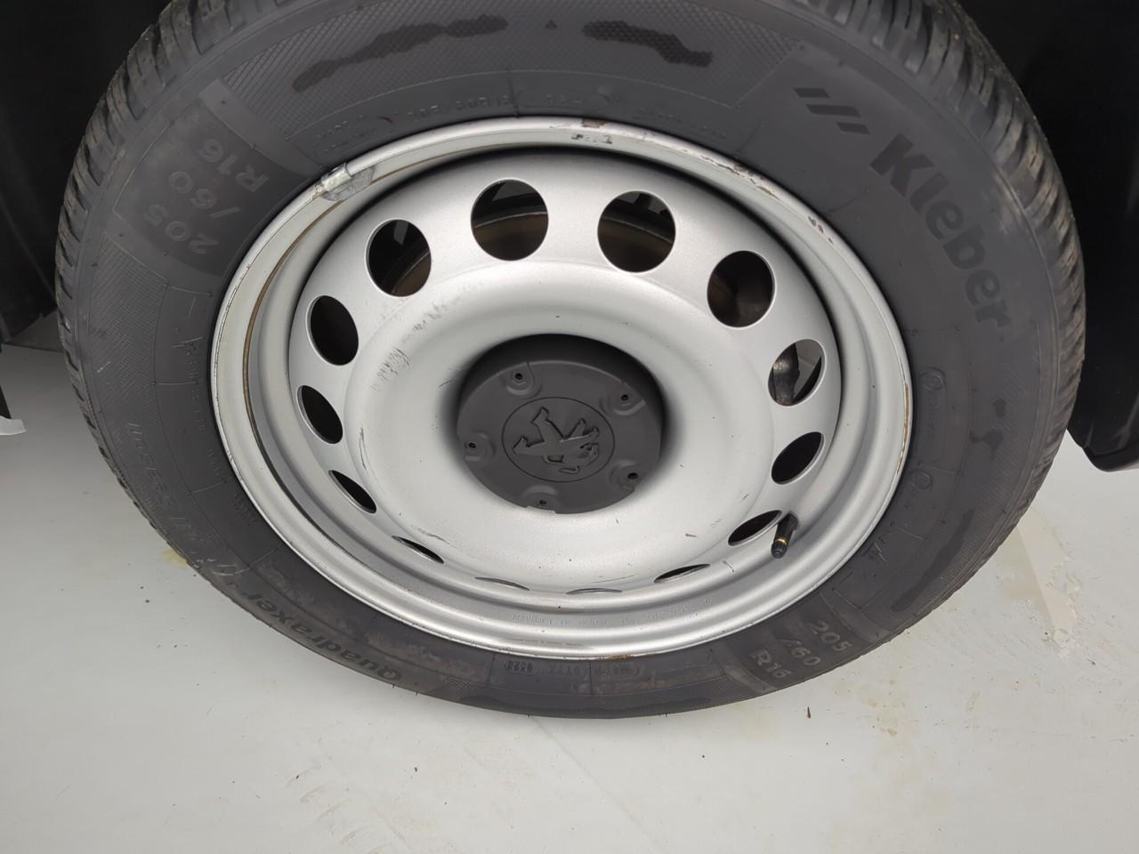 Peugeot Partner fourgon m 650 kg bluehdi 100 s&s bvm6 — photo 25