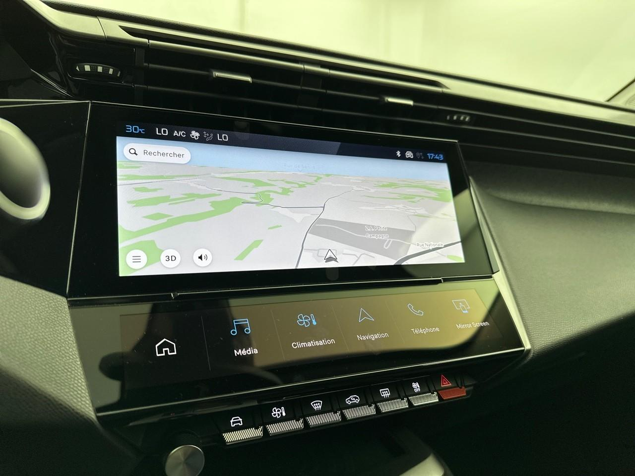 Peugeot 308 hybrid 145 e-dcs6 allure — photo 13