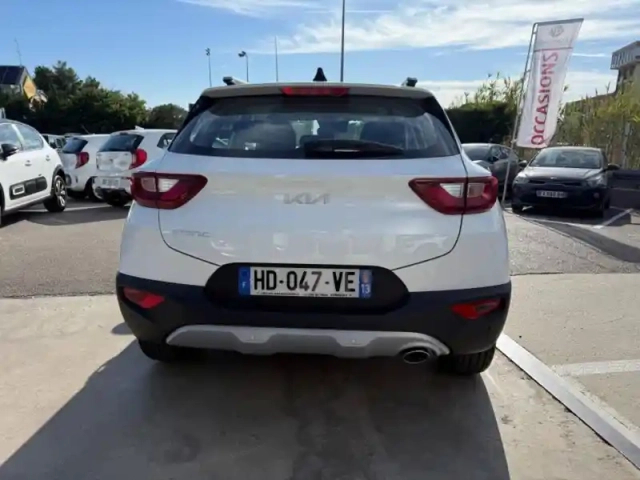 Kia Stonic 1.0 t-gdi 100ch active — photo 6