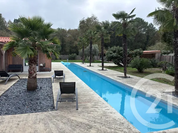 Maison 6 pièces 138 m²