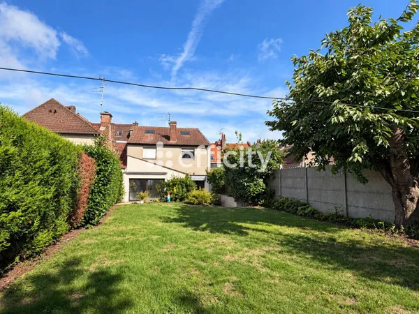 Maison 6 pièces 165 m²