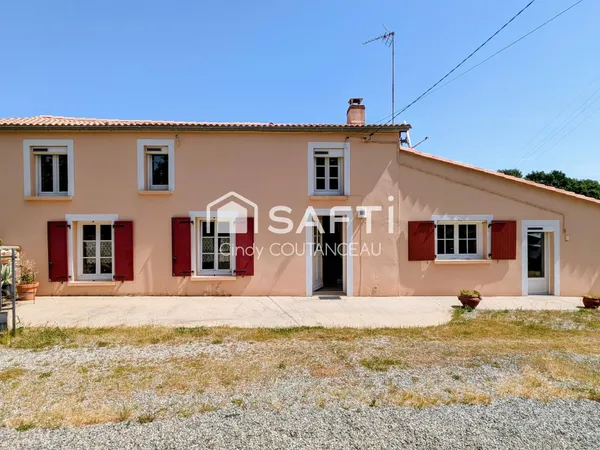 Maison 3 chambres avec dépendances et grand terrain
