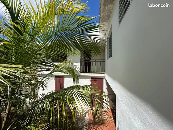 VILLA T6 - proche plage