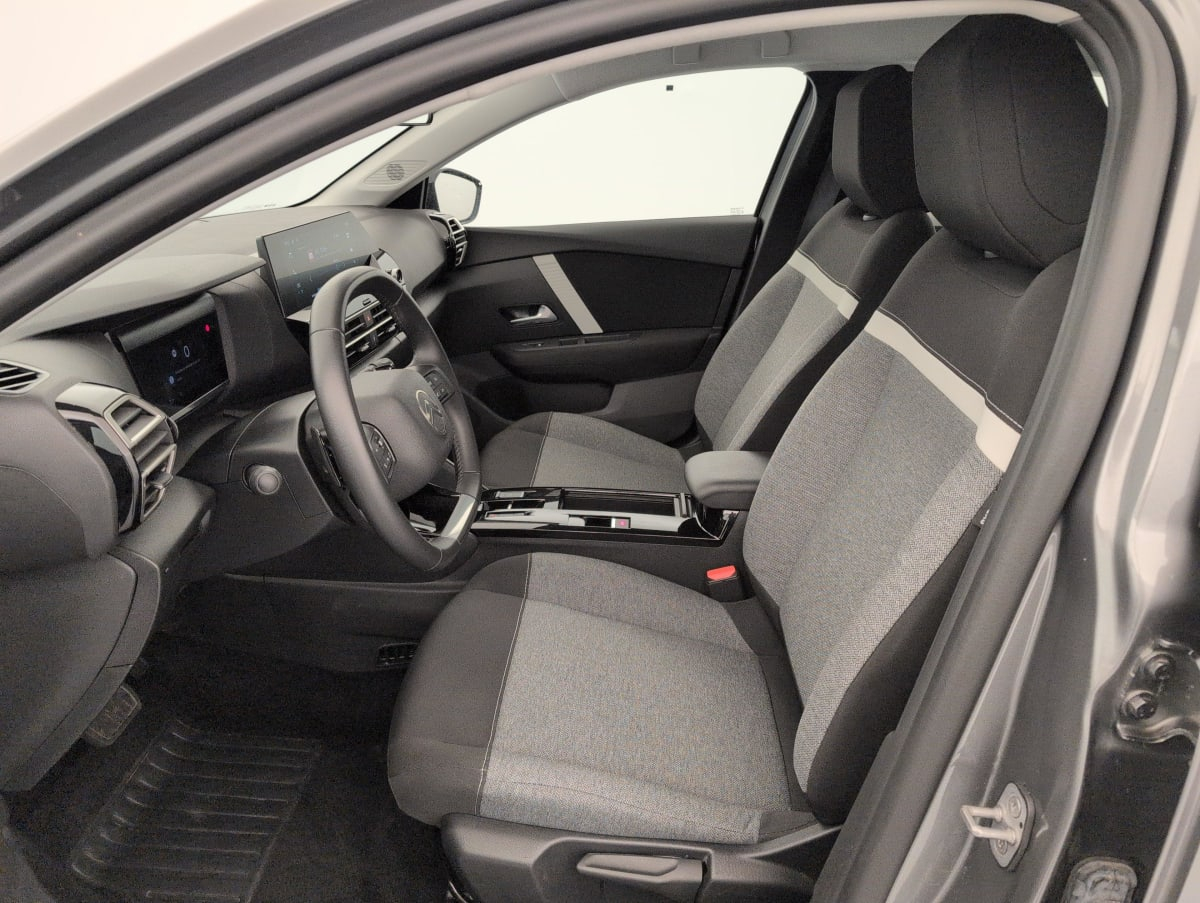 Citroën C4 — photo 16