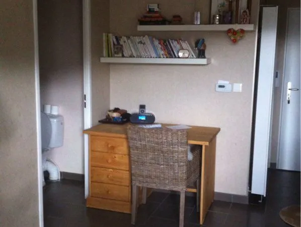 Loue T1 avec grand balcon et garage sécurisé