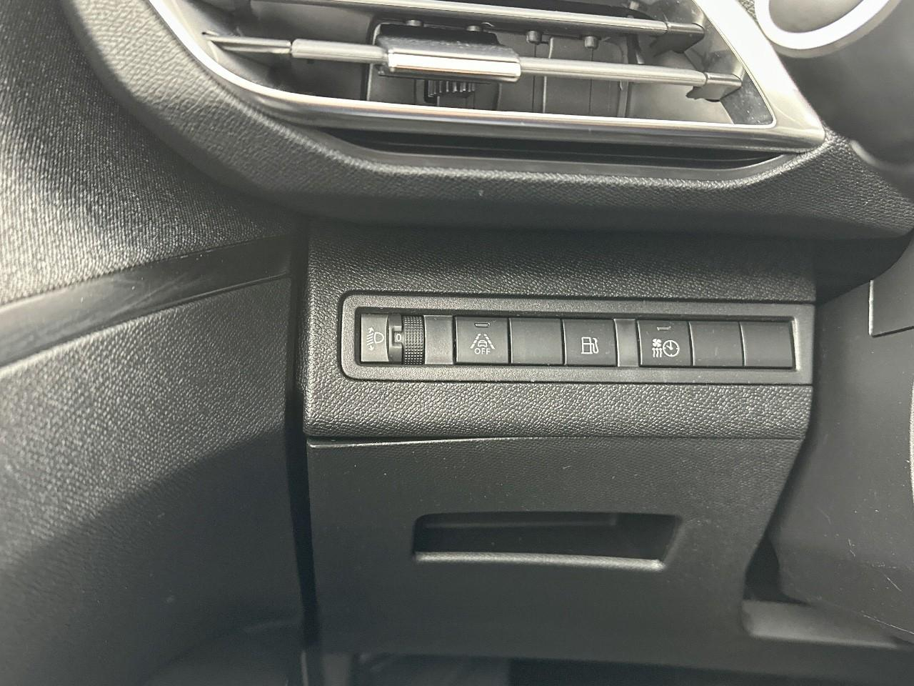 Peugeot 3008 hybrid 225 e-eat8 allure pack — photo 17