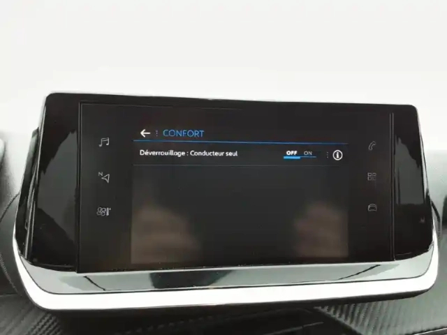 Peugeot 208 puretech 100 s&amp;s eat8 — photo 19