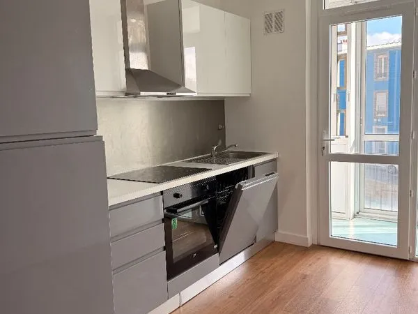 Appartement 6 pièces 100 m²