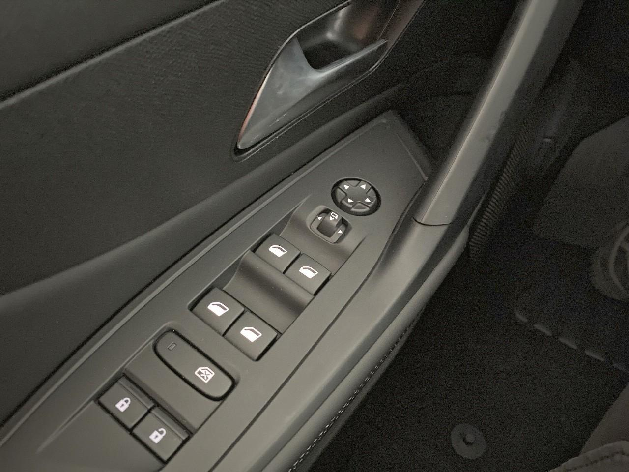 Peugeot 308 hybrid 145 e-dcs6 allure — photo 20