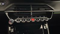 Peugeot 2008 1.2 PureTech 130ch S&S GT EAT8 — photo 26