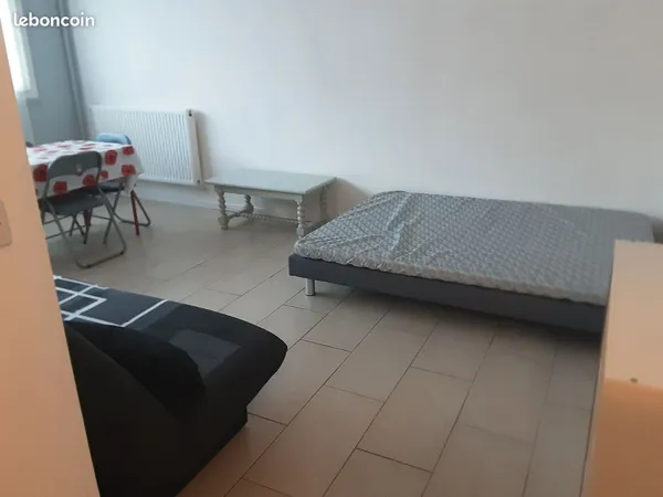 Appartement F1 meublé