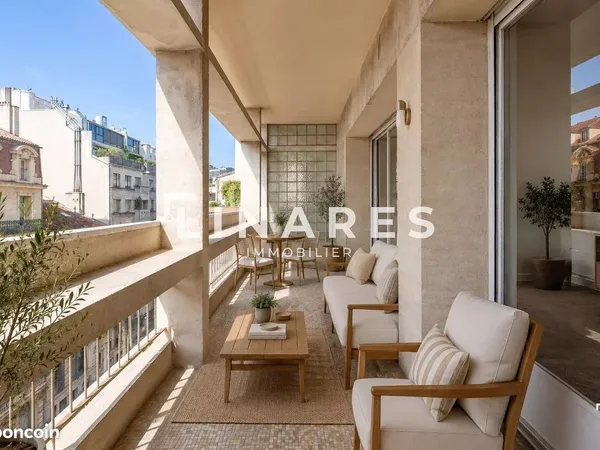 Appartement 5 pièces 163 m²