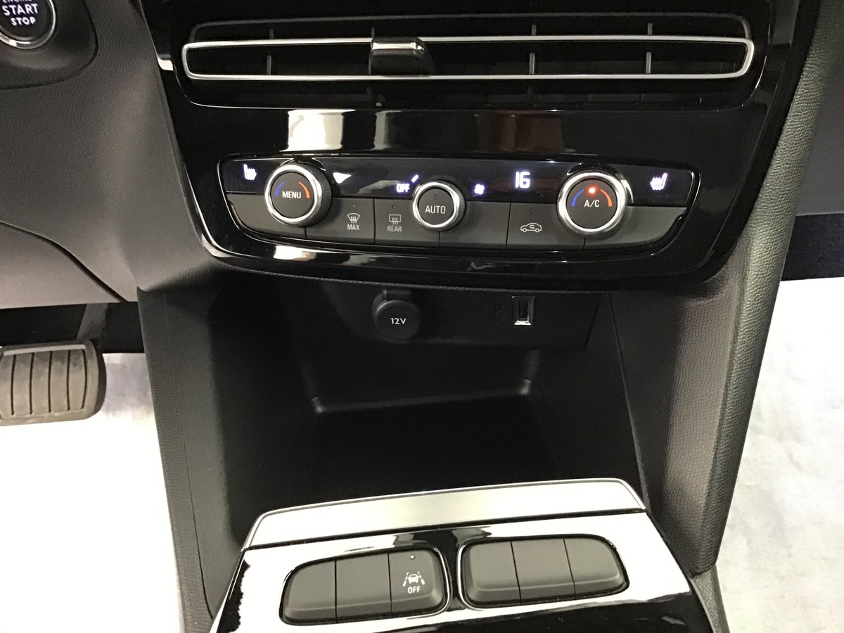 Opel Mokka — photo 20