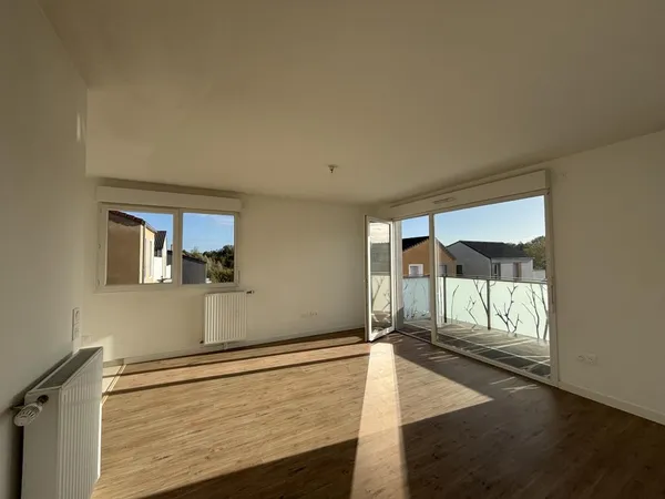 Vends appartement récent - 69.2m² - 3 pièces, 2 chambres - Saint-Ouen-l'Aumône 95310