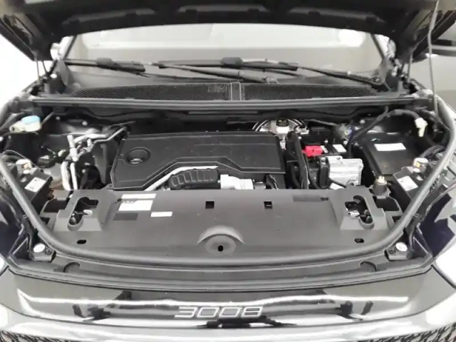 Peugeot 3008 hybrid 136 e-dcs6 — photo 27