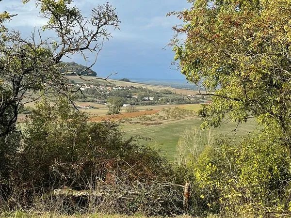 Terrain constructible de 715 m² avec vue - Amance