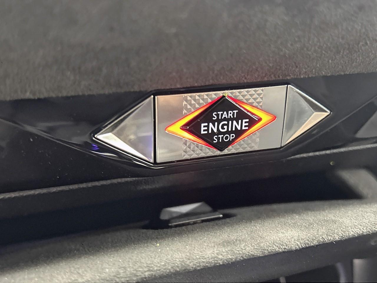 Ds Ds 4 hybride e-tense 225 eat8 performance line — photo 17