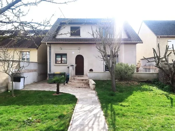 Maison 6 pièces 200 m²