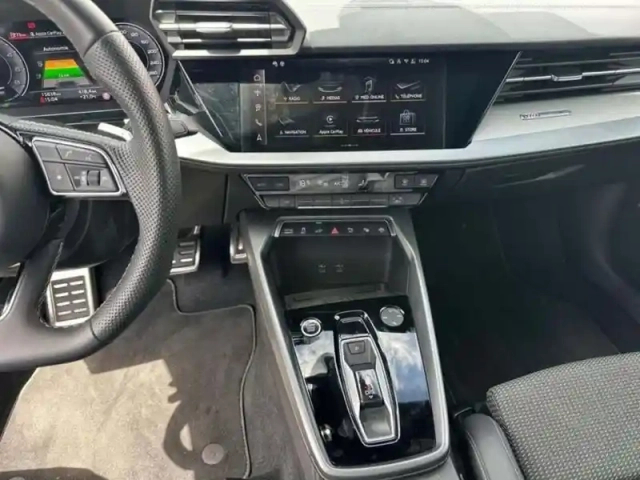 Audi A3 tfsi e hybride rechargeable 204 s tronic 6 s line — photo 10