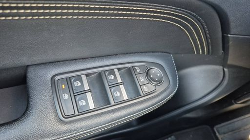 Renault Arkana 1.6 E-Tech 140 Hybride BVA6 - Techno – 2022 – 69739 km – Hybride essence – Boîte Automatique — photo 18