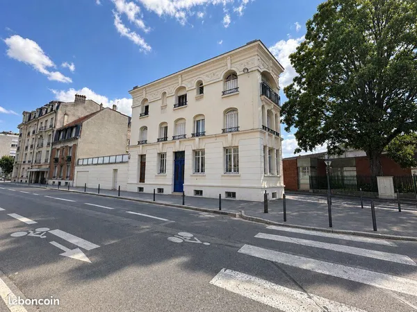 Bureaux 80 m²