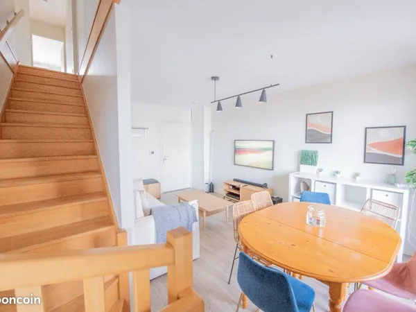 Location duplex 3 pièces meublé